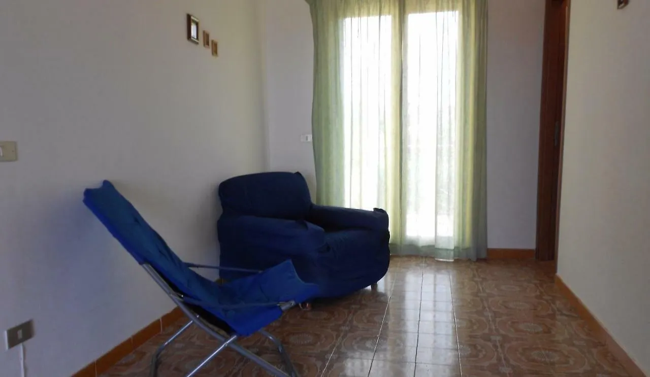 Appartamento Yellow House Trappeto  Italia
